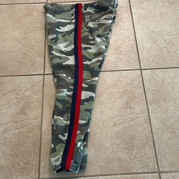 Mother The no zip misfit Camo Pants - Size: 28 - Picture 7 of 12